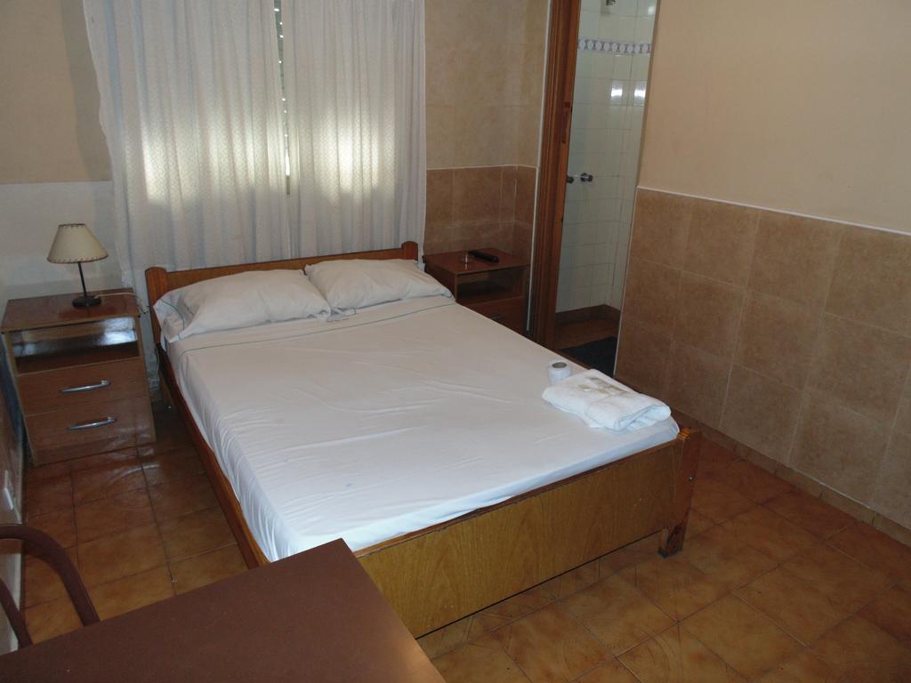 Hotel Plaza Garay Buenos Aires Zimmer foto