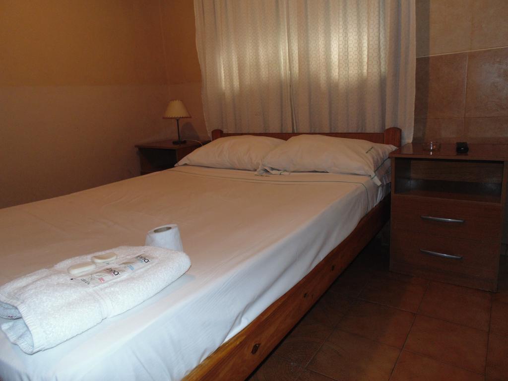 Hotel Plaza Garay Buenos Aires Zimmer foto